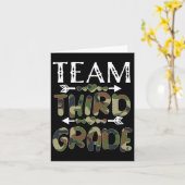 Team Derde Leerjaar Terug Naar School 1e Dag Camo Kaart (Gele Bloem)