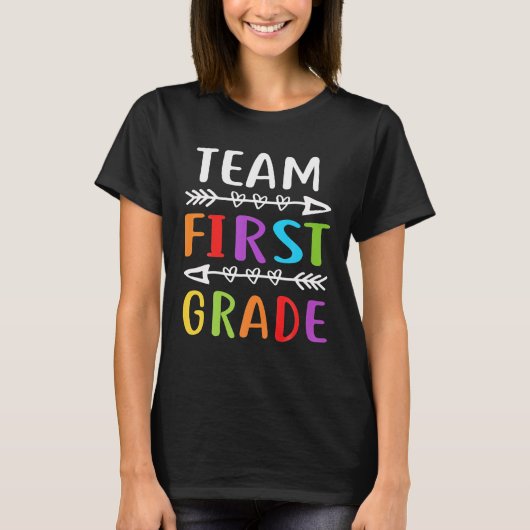 Team eerste klas leraar student grappig terug naar t-shirt (Voorkant)