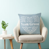 Team Groom aangepaste namen & jaar bruiloft kussen (Stoel)