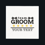 Team Groom | Groomsman | Bachelor | Zwart wit Servet<br><div class="desc">Team bruidegom | Groomsman | vrijgezel | Zwarte witte papieren servetten. De naam en de rol van de teambruidegom kunnen gemakkelijk worden gepersonaliseerd met de namen van de selectie van uw bruidegom, bijvoorbeeld, bruidegom, beste man, bruidegom, vader van de bruidegom, Page Boy en anderen. Een stijlvol en modern ontwerp van...</div>