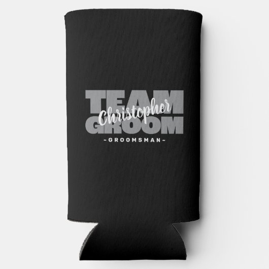 Team Groom Groomsman Naam Bruiloft Party Zwart Gri Seltzer Blikjeskoeler (Achterkant)