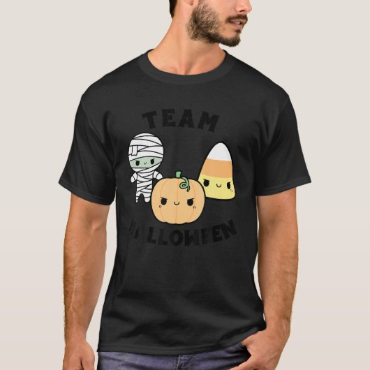 Team Halloween Kawaii Mummy Candy Corn Pumpkin T-shirt (Voorkant)