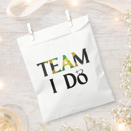 Team I Do Jamaican Flag Wedding Bachelorette Party Bedankzakje (Geknipt)