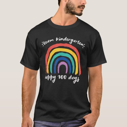 TEAM KINDERGARTEN samen 100 dagen regenboogpijn T-shirt (Voorkant)