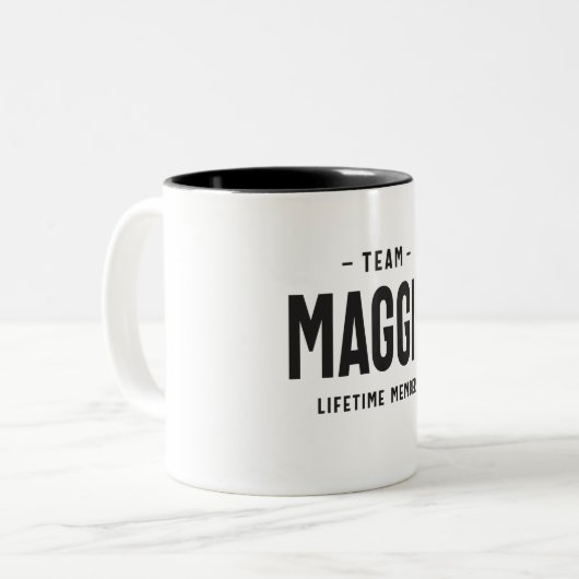 Team Maggie Lifetime Lid Persoonlijke naam Tweekleurige Koffiemok (Voorkant links)