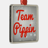 Team Pippin Metalen Ornament (Rechts)