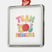 Team Preschool Metalen Ornament (Links)