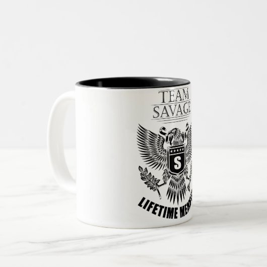 Team Savage Lifetime-lid Tweekleurige Koffiemok (Voorkant links)