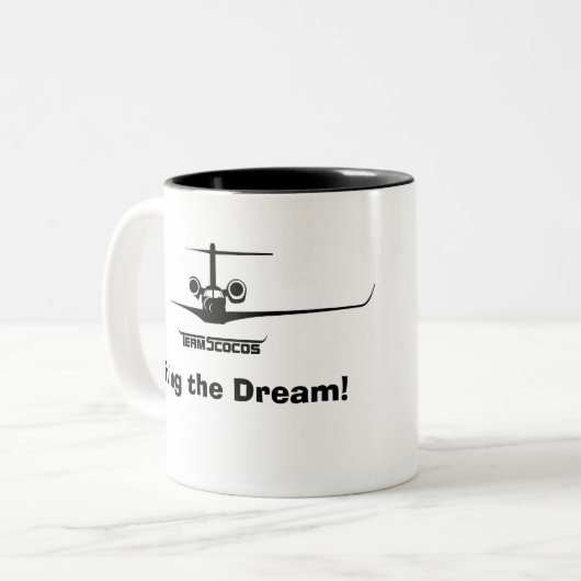 Team Scocos Living the Dream Mok (Voorkant links)