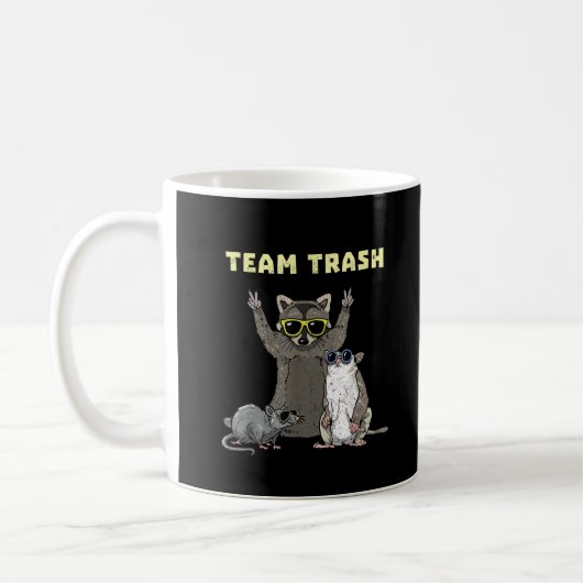 Team Trash Opossum Raccoon Rat, Funny Animals Garb Koffiemok (Links)