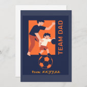 Team vader die samen voetbal speelt Custom Feestdagenkaart (Voorkant / Achterkant)