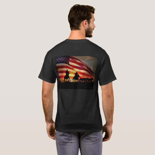 Teamspelers met Amerikaanse vlag Cowboy Roping T-shirt (Achterkant volledig)