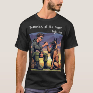 Teamwork op zijn best - high five t-shirt