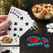Teamwork werkt op en naast de baan pokerkaarten (Insitu)