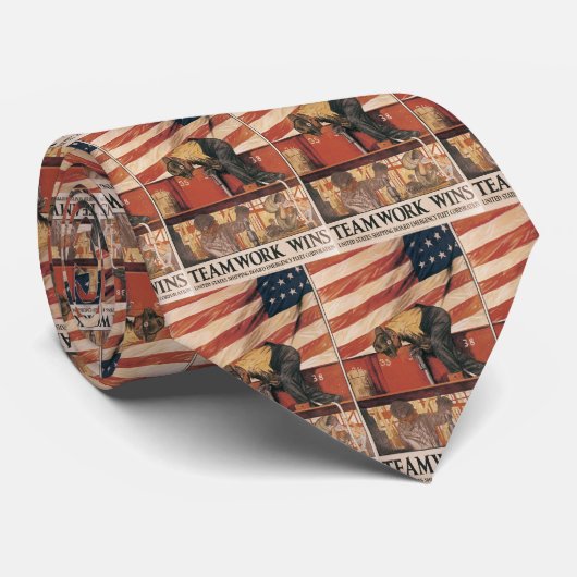 Teamwork wint Stropdas van de Tweede Wereldoorlog (Opgerold)