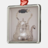 Teapot, c.1765 metalen ornament (Links)