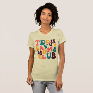 Tech Savvy Moms Club Groovy Retro Zomer Vibes T-shirt