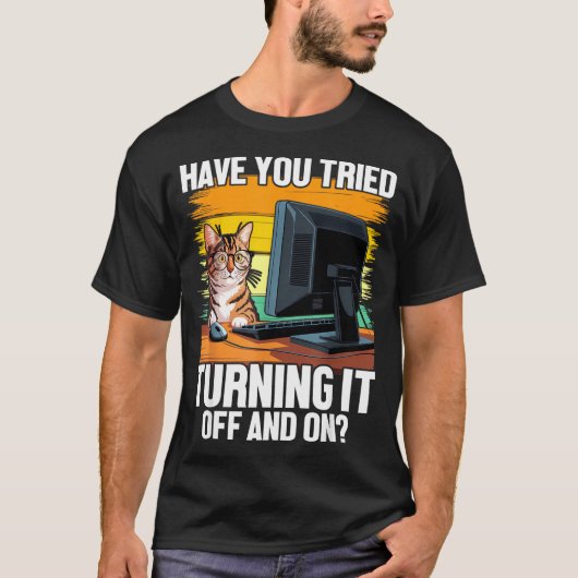 Tech Suprt Humor I Cat Engineer Computer It Guy  T-shirt (Voorkant)