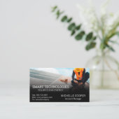 Technicus installeert zonnepanelen | Energie van v Visitekaartje (Staand voorkant)