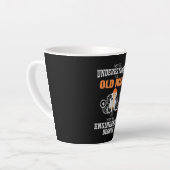 Technisch oud Man met een technische graad Latte Mok (Linkerhoek)