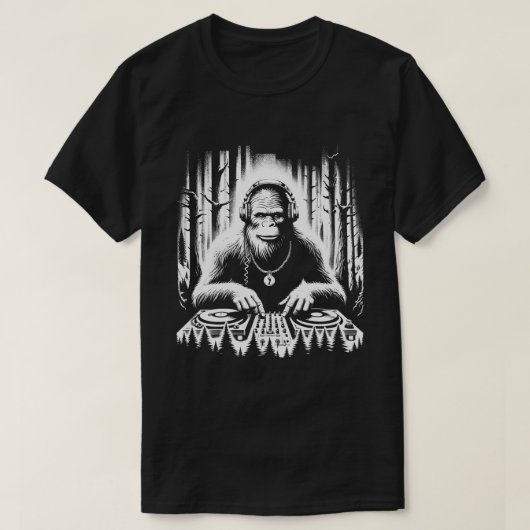 Techno DJ Bigfoot Disco Electronic EDM Music Funny T-shirt (Design voorkant)
