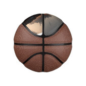 "Techno-Veren: De Futuristische Emu Robot" Basketbal (Rechts)