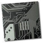 Technologie Black Circuit Board Tegeltje<br><div class="desc">Perfect voor de liefhebbers van elektronica en tech-savvy mensen van de wereld! Voorzien van een zwarte achtergrond printplaat.</div>