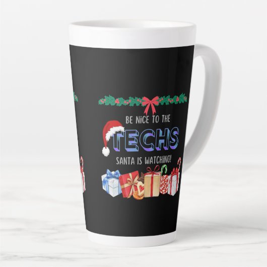 Techs Santa kijkt Latte Mok (Rechterhoek)