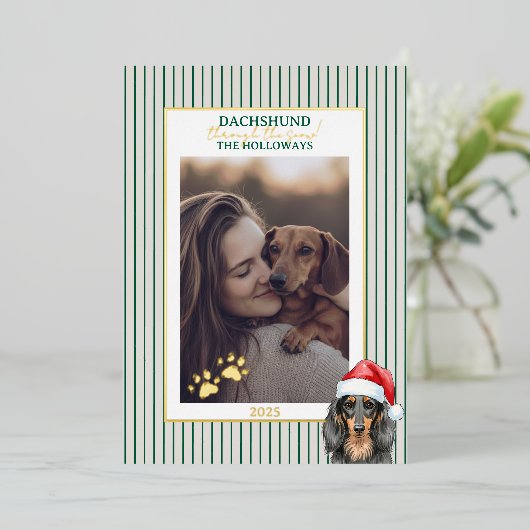 Teckel door de Waterverf van de sneeuw Folie Feestdagenkaart (Staand Voorkant)