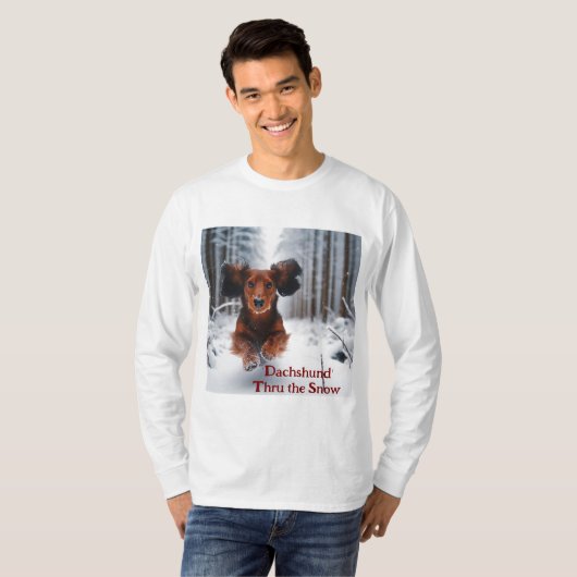 Teckel door het sneeuw T-shirt (Voorkant volledig)