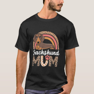 Teckel Mama Mama Mama Mama Hond Mama Regenboog Leo T-shirt