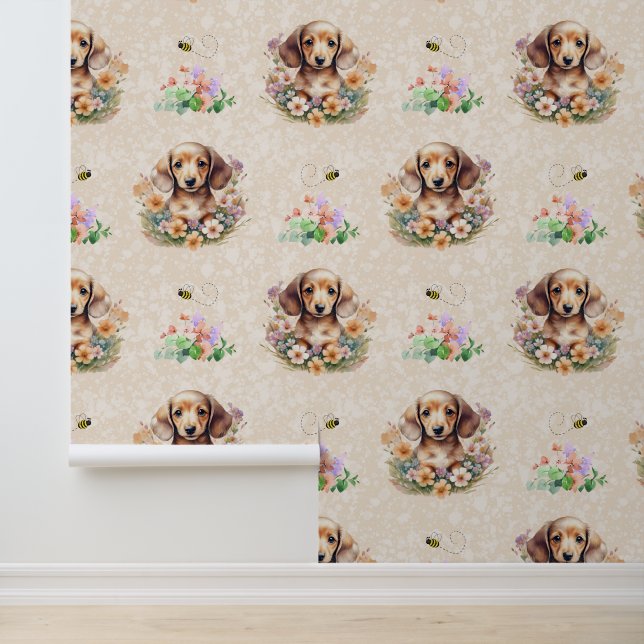 Teckel Puppy Hondenbij Bloemen op Crème Behang (Applicatie)