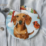Teckel Winter Wonderland Christmas Joy Ronde Button 6,0 Cm<br><div class="desc">Dit feestelijke ontwerp vangt de vrolijke sfeer van het vakantieseizoen, met een schattige pup die een kerstmuts draagt. De hond is genesteld in een winterwonderland, compleet met een sneeuwpop, een versierde kerstboom en prachtig ingepakte cadeaus. Sneeuwvlokken herfsten zachtjes en voegen een magische toets toe aan het tafereel, terwijl de levendige...</div>