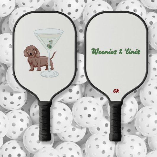 Teckels honden en Martini's Pickleball Paddle