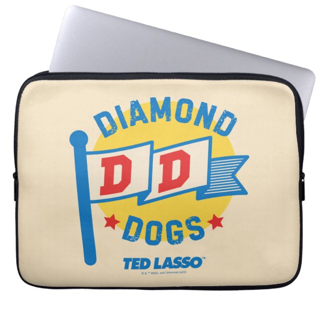 Ted Lasso | Diamond Dogs Pennant Graphic Laptop Sleeve (Voorkant)