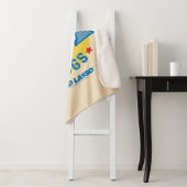 Ted Lasso | Diamond Dogs Pennant Graphic Sherpa Deken (In situ)