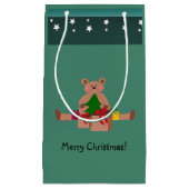 Teddibeer met kerstcadeaus klein cadeauzakje (Voorkant)