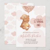 Teddy Bear Cub Pink Clouds 1e verjaardag Uitnodigi Kaart (Voorkant / Achterkant)