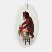Teddy Bear Ironing Clothes Keramisch Ornament (Rechts)