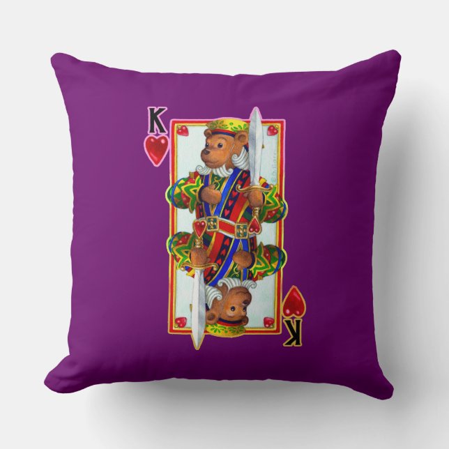 Teddy Bear King of Hearts Pillow Kussen (Voorkant)