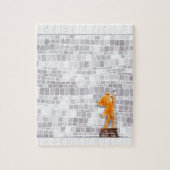 Teddy Bear schrijft op Brick Wall Legpuzzel (Verticaal)