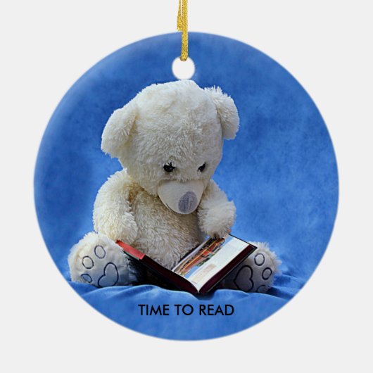Teddy Bear Time to Read Blue Stuffed Animal, ZKOA Keramisch Ornament (Achterkant)