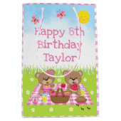 Teddy Bears Picnic Pink Gingham Happy Birthday Medium Cadeauzakje (Voorkant)