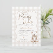 Teddy Bow Neutral Gingham Bearly Wait Baby Shower Kaart (Staand voorkant)