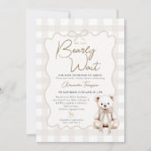 Teddy Bow Neutrale Gingham Bearly Wait Baby Shower Kaart (Voorkant)