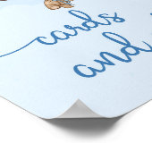 Teddy draagt blauwe bruine ballonkaarten en cadeau poster (Hoek)