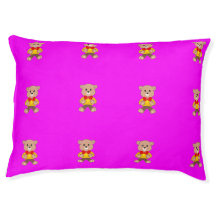 Teddy draagt moderne roze magenta