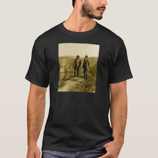 Teddy Roosevelt en John Muir bij Glacier Point T-shirt (Voorkant)