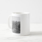 Teddy Roosevelt en John Muir in Yosemite Koffiemok (Voorkant links)