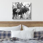 Teddy Roosevelt Riding Bull Moose Canvas Afdruk (Insitu (Slaapkamer))